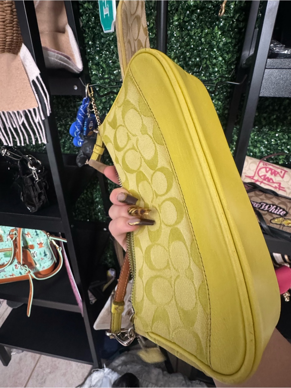 Coach Demi VINTAGE🫶🏻 🍋‍🟩 LIME GREEN RARE - Picture 4 of 7